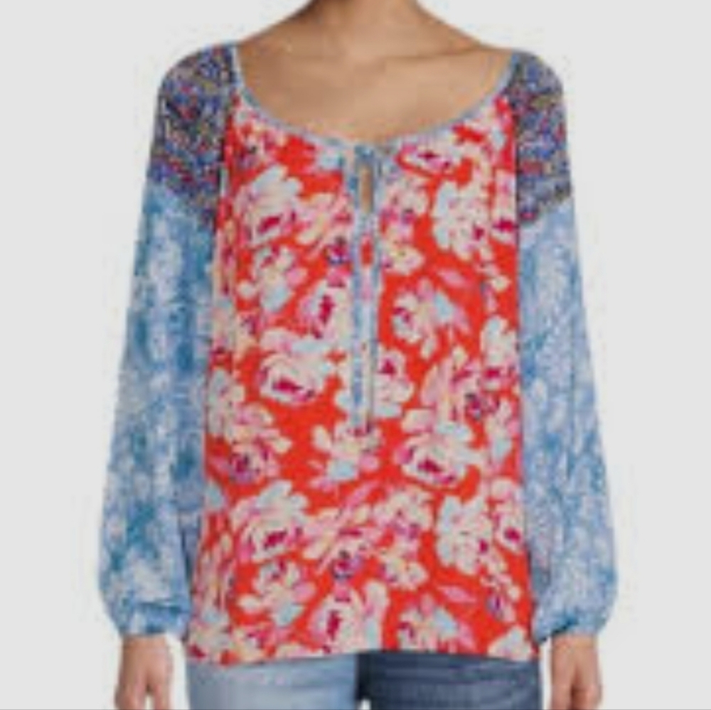 Pioneer Woman:Floral Red and Blue Women's Top - Picture 2 of 5